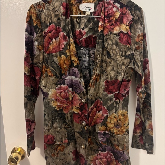 D. J. Summer Jackets & Blazers - Vintage 80s Quiet Luxury Floral Fitted DJ Summer Women's Blazer